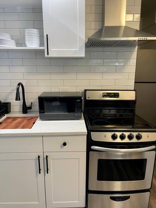 Sparkling Guest 2 Bedroom-15 Minutes To Appartamento *
