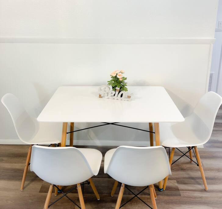 Sparkling Guest 2 Bedroom-15 Minutes To Apartamento *